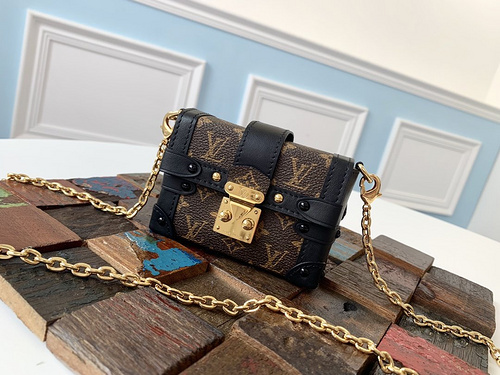 L Family LV bag M68566 Louis Vuitton Bag BAG Old Flower Essential Trunk Chain Bag-6f512e14